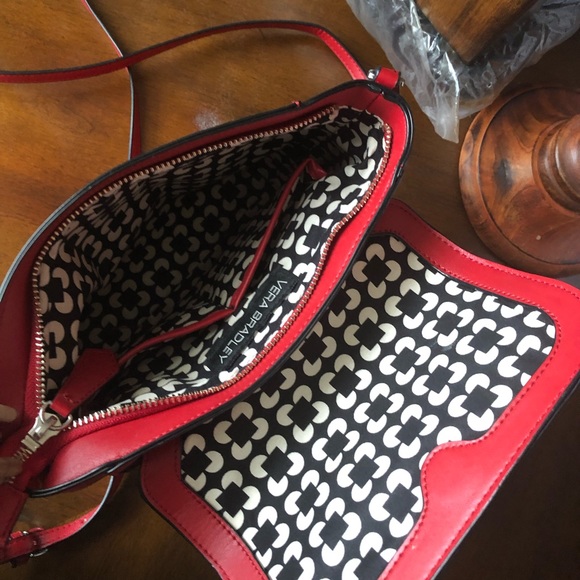 Red Crossbody - Picture 6 of 8